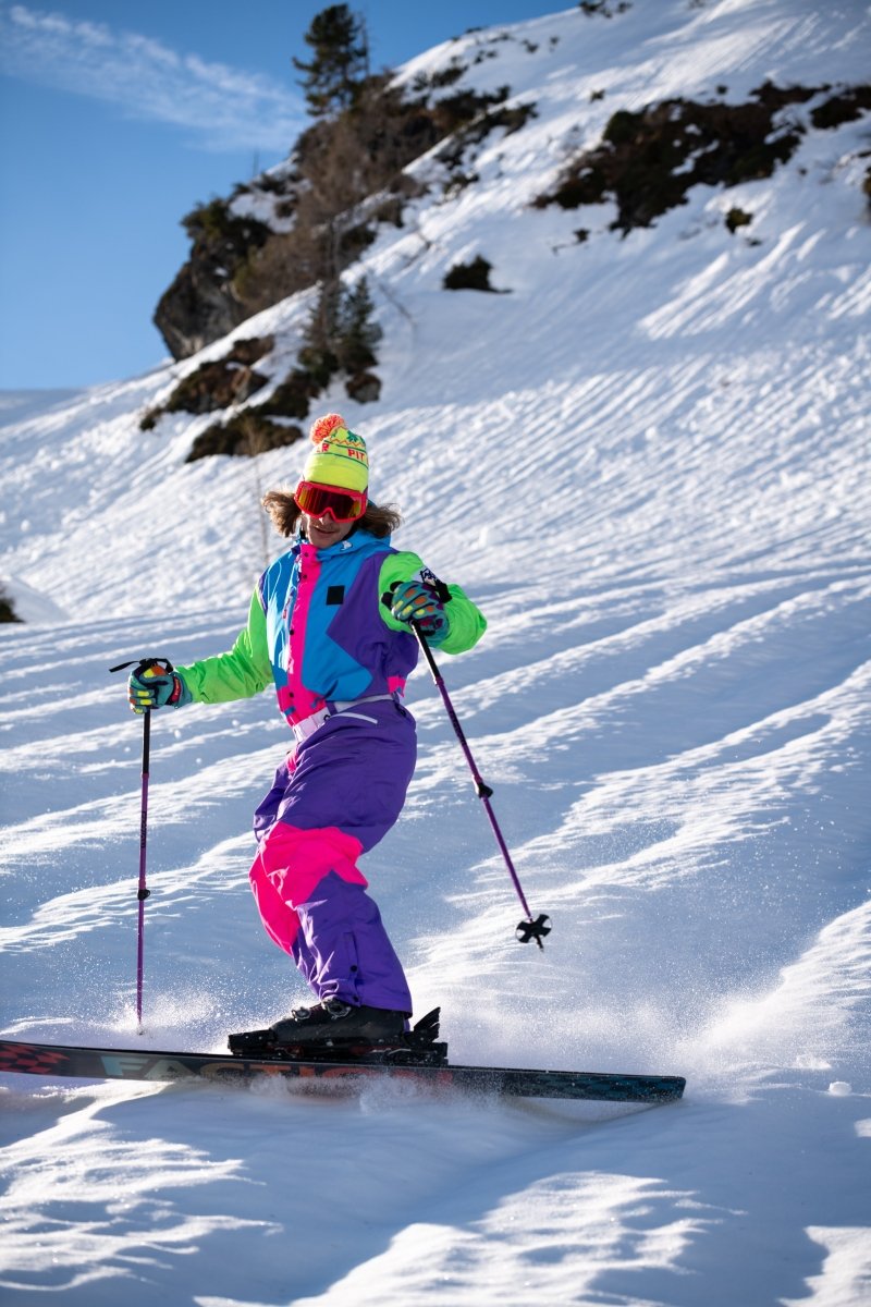 What Every Beginner Skier and Snowboarder Needs - OOSC Clothing