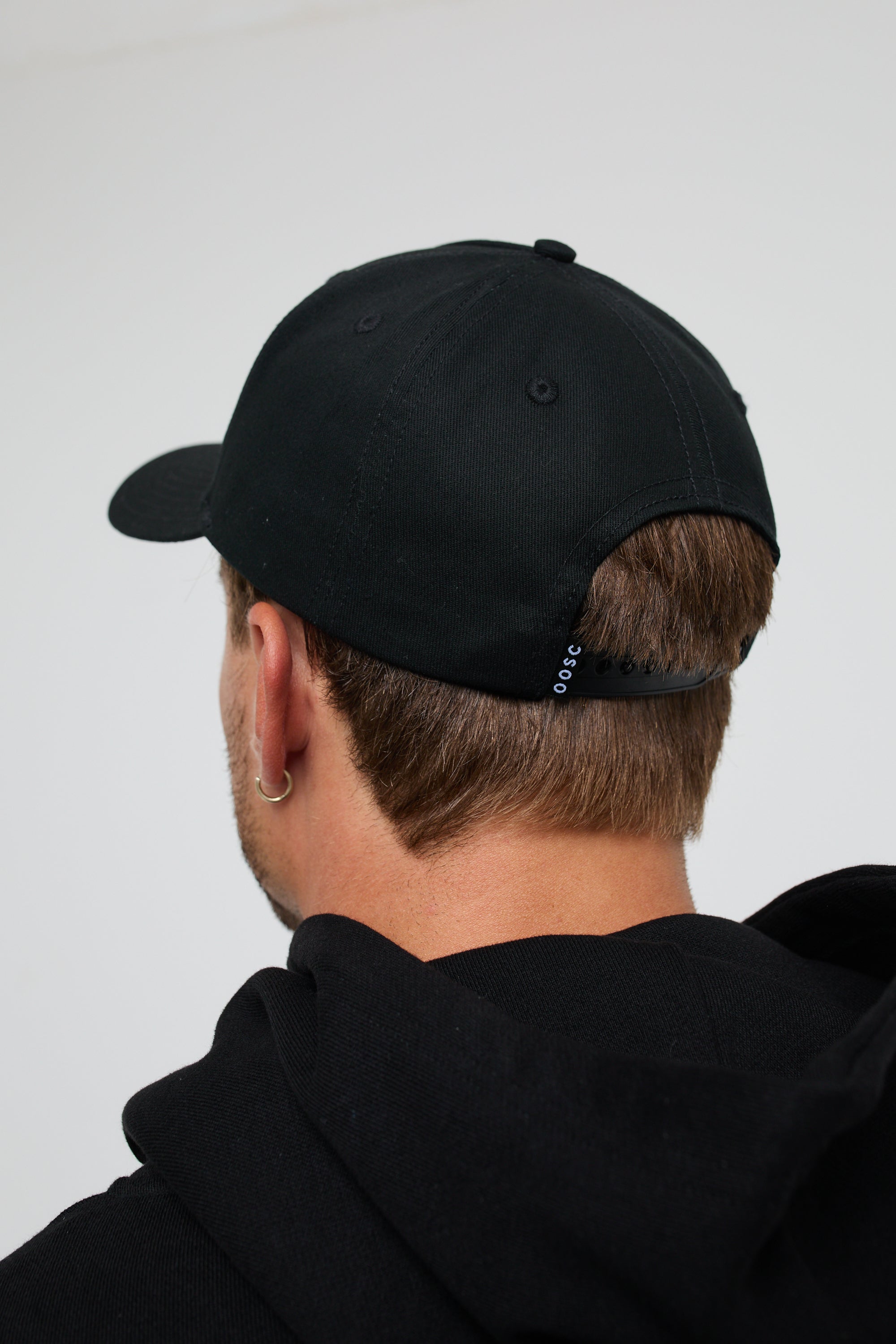 London Ski Club Cap - Black