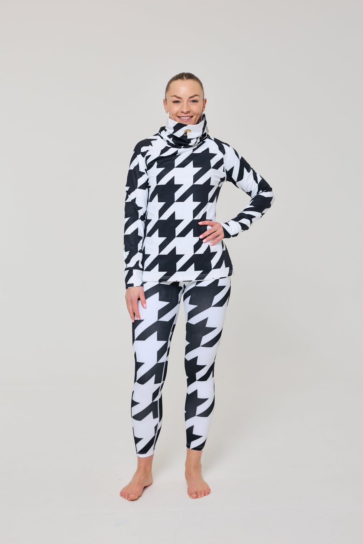 Black & White Houndstooth Women's High Neck Baselayer Top