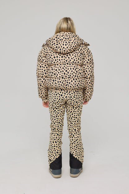 Chic Puffer Jacket - Cheetah