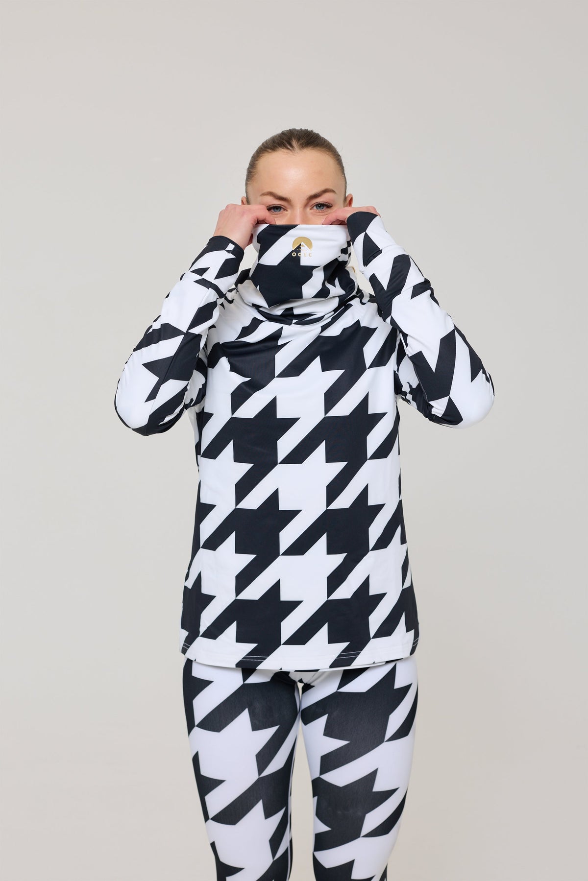 Black & White Houndstooth Women's High Neck Baselayer Top