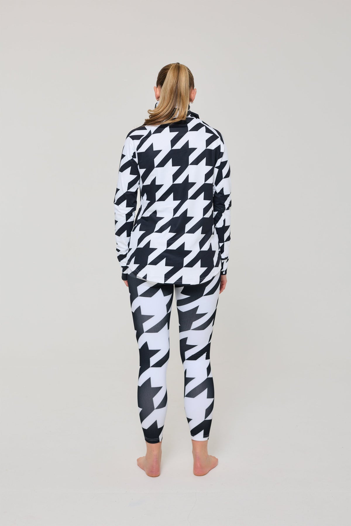 Black & White Houndstooth Women's High Neck Baselayer Top