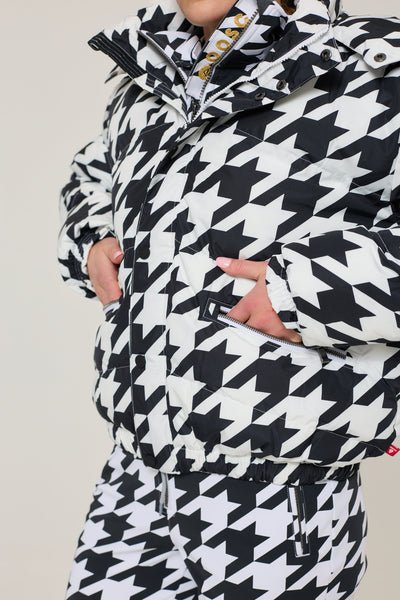 Chic Puffer Jacket - Monochrome Muse