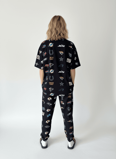 NFL Heavyweight Oversize 32 Team Mash Up Sweat Pants - Black - OOSC Clothing