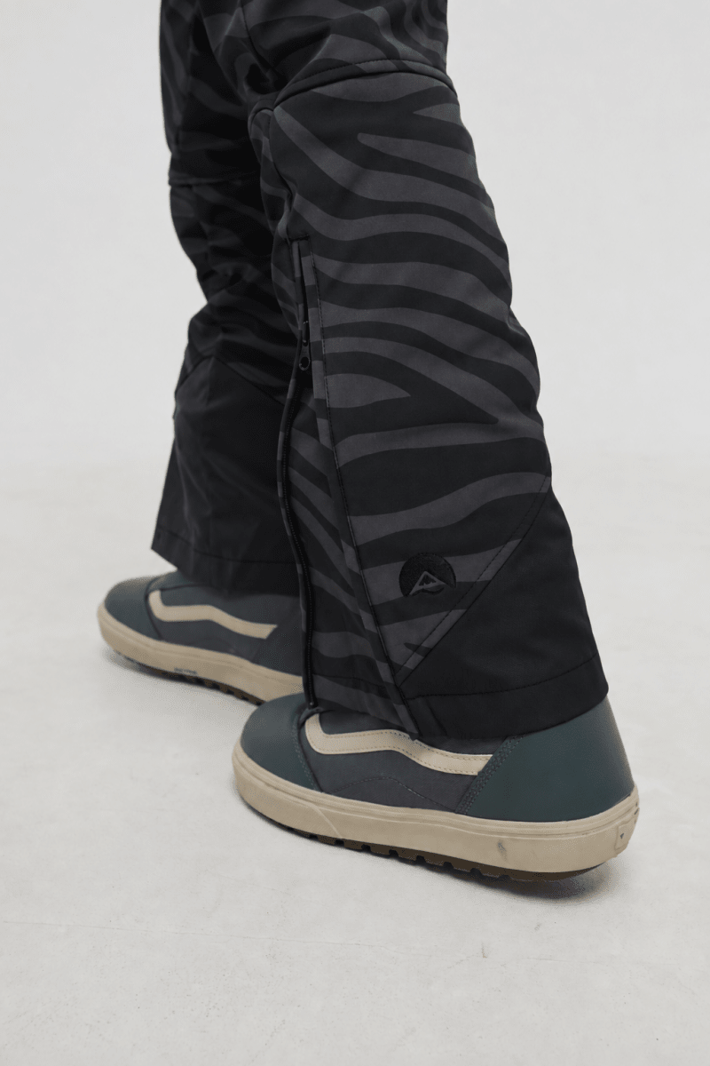 Noir Eclipse Ski Suit - OOSC Clothing