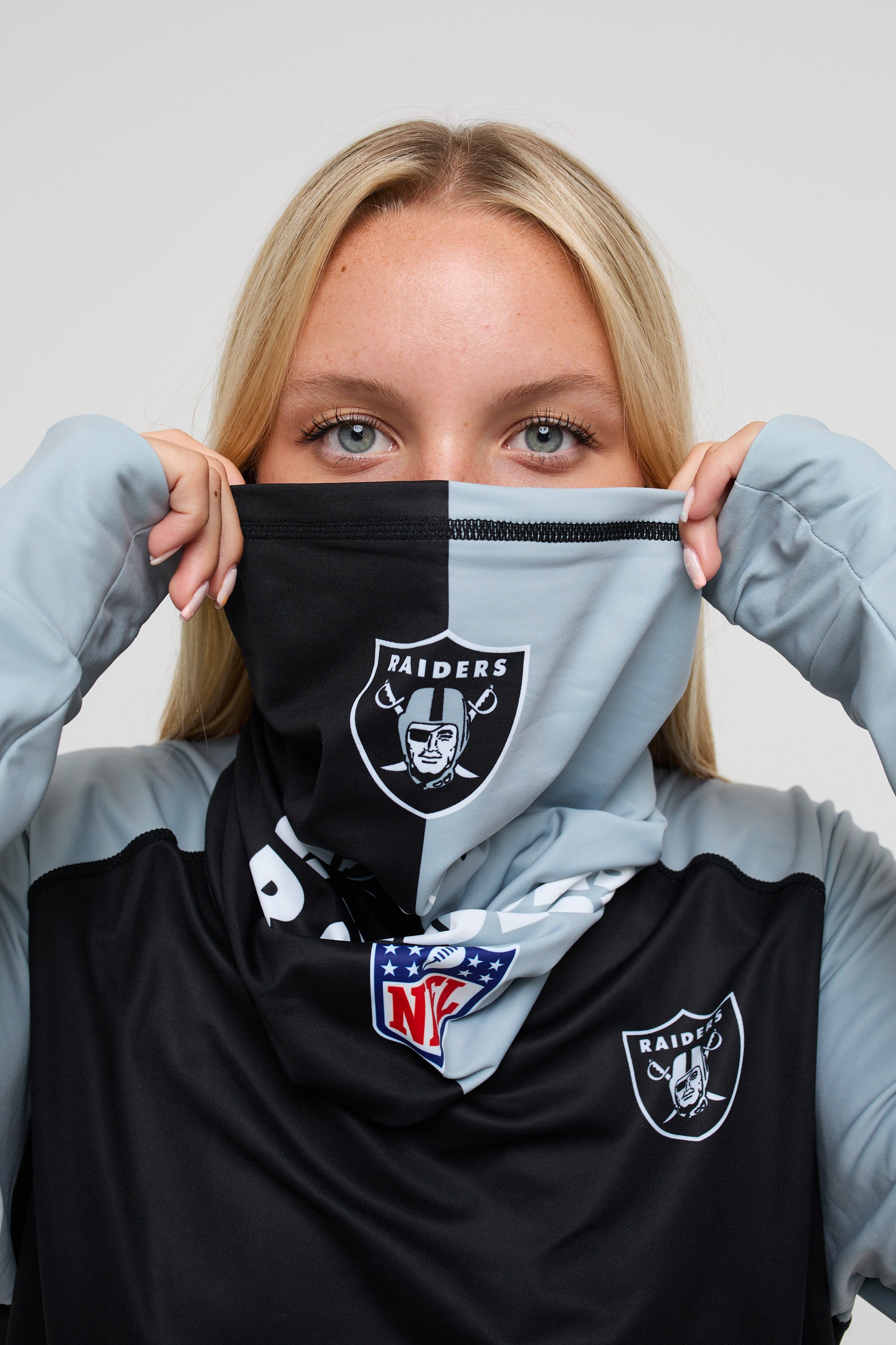 Las Vegas Raiders - OOSC x NFL Neckwarmer